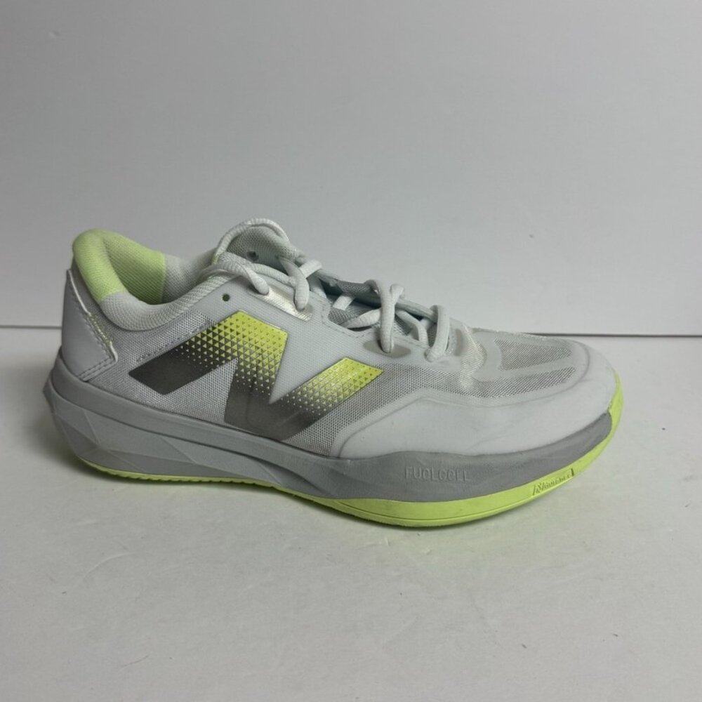 New Balance Womens FuelCell 796V4 Tennis Shoe White Size 6.5 B(M)